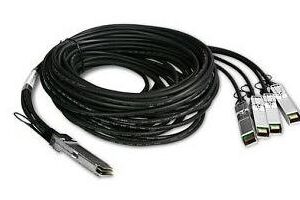 Кабель для маршрутизаторов Dell 40GbE QSFP+ to 4x10GbE SFP+ P8T4W