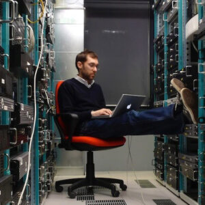 Управление ИТ-услугами HPE